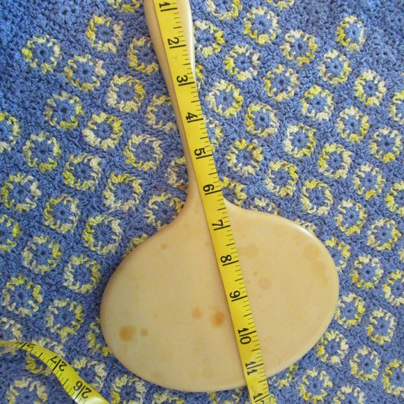 Vintage Handheld vanity mirror - Picture 5 of 7